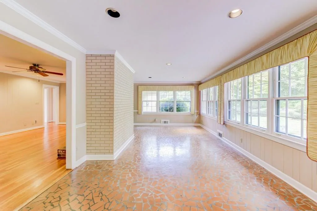 6210 Riverwood Drive, Sandy Springs, Georgia 30328, 4 Bedrooms Bedrooms, ,4 BathroomsBathrooms,Residential,Sold,6210 Riverwood Drive,6009036