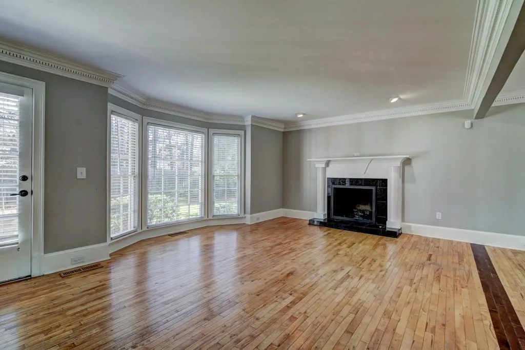 405 Spindle Court, Sandy Springs, Georgia 30350, 4 Bedrooms Bedrooms, ,3 BathroomsBathrooms,Residential,Sold,405 Spindle Court,6118206