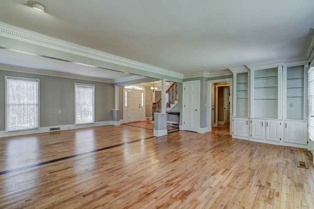 405 Spindle Court, Sandy Springs, Georgia 30350, 4 Bedrooms Bedrooms, ,3 BathroomsBathrooms,Residential,Sold,405 Spindle Court,6118206