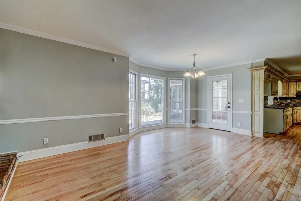 405 Spindle Court, Sandy Springs, Georgia 30350, 4 Bedrooms Bedrooms, ,3 BathroomsBathrooms,Residential,Sold,405 Spindle Court,6118206