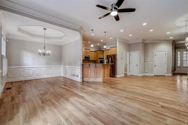 5492 Glenridge Drive Unit 512, Atlanta, Georgia 30342, 4 Bedrooms Bedrooms, ,3 BathroomsBathrooms,Residential,Sold,5492 Glenridge Drive Unit 512,6825560