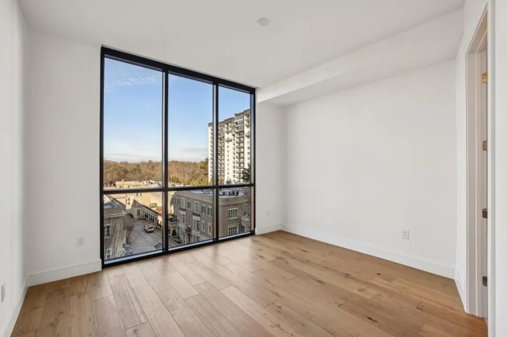 2425 Peachtree Road Ne Unit 701, Atlanta, Georgia 30305, 3 Bedrooms Bedrooms, ,3 BathroomsBathrooms,Residential,For Sale,2425 Peachtree Road Ne Unit 701,7508640