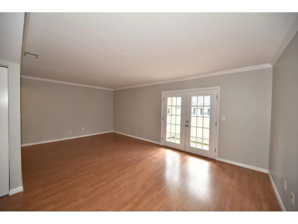 6900 Roswell Road Unit Q8, Atlanta, Georgia 30328, 2 Bedrooms Bedrooms, ,2 BathroomsBathrooms,Residential,Sold,6900 Roswell Road Unit Q8,5998615