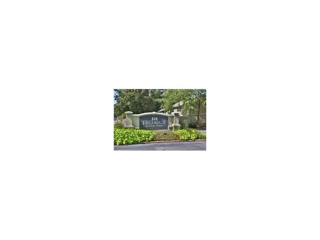 6900 Roswell Road Unit Q8, Atlanta, Georgia 30328, 2 Bedrooms Bedrooms, ,2 BathroomsBathrooms,Residential,Sold,6900 Roswell Road Unit Q8,5998615