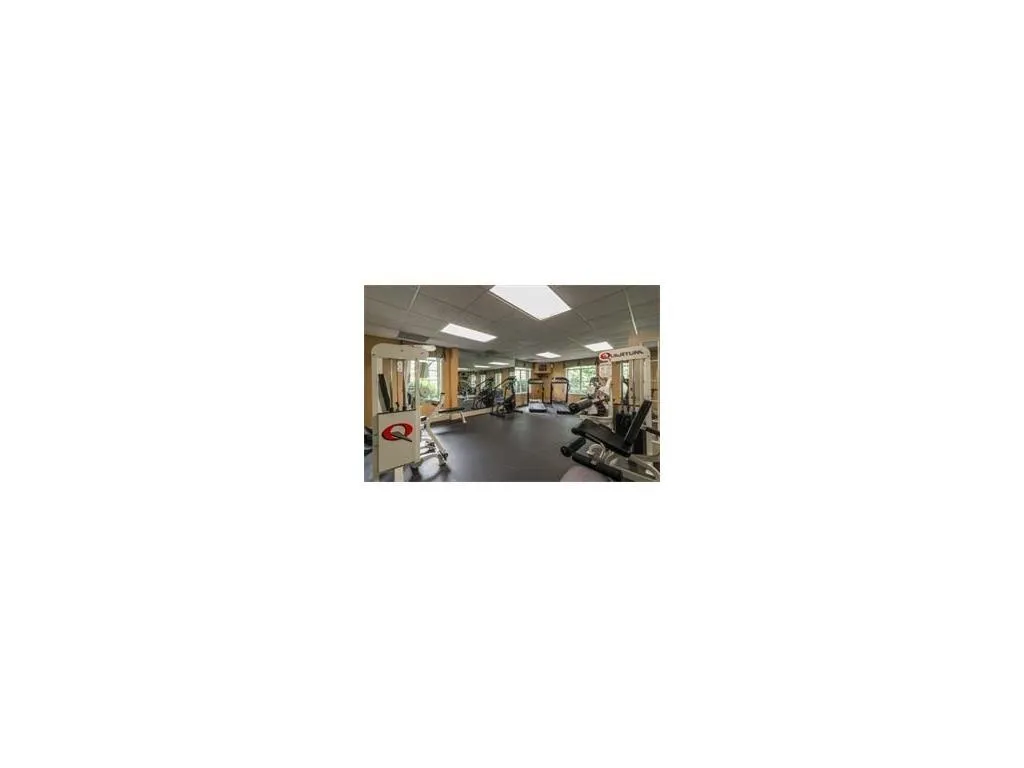 6900 Roswell Road Unit Q8, Atlanta, Georgia 30328, 2 Bedrooms Bedrooms, ,2 BathroomsBathrooms,Residential,Sold,6900 Roswell Road Unit Q8,5998615