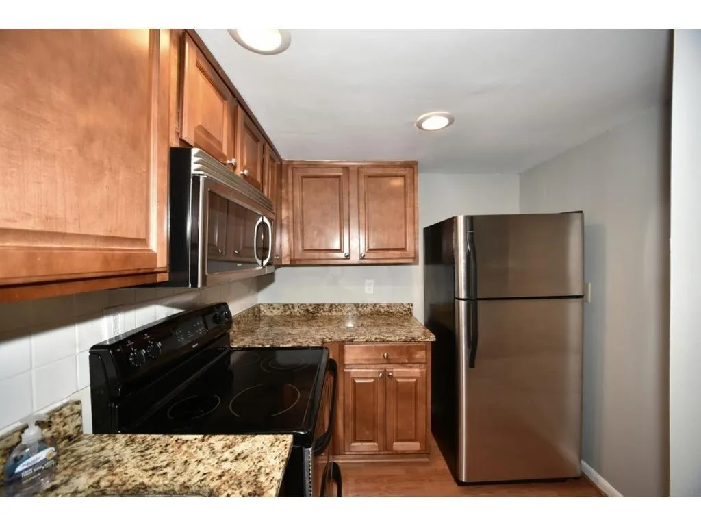 6900 Roswell Road Unit Q8, Atlanta, Georgia 30328, 2 Bedrooms Bedrooms, ,2 BathroomsBathrooms,Residential,Sold,6900 Roswell Road Unit Q8,5998615