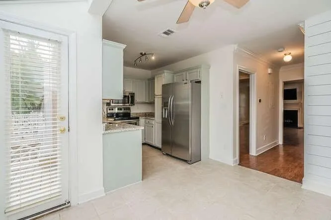 7500 Roswell Road Unit 72, Sandy Springs, Georgia 30350, 2 Bedrooms Bedrooms, ,2 BathroomsBathrooms,Residential,Sold,7500 Roswell Road Unit 72,7018704