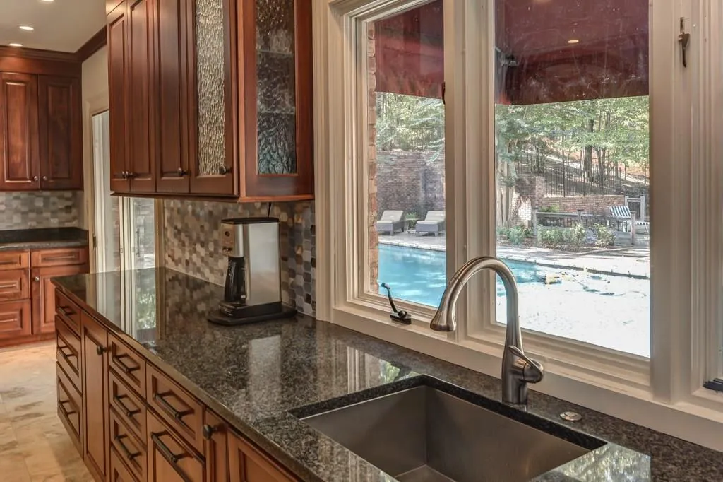 1905 Spalding Drive, Sandy Springs, Georgia 30350, 6 Bedrooms Bedrooms, ,5 BathroomsBathrooms,Residential,Sold,1905 Spalding Drive,6551480