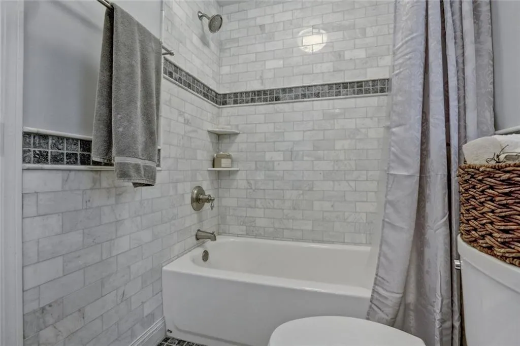 1175 Old Woodbine Road, Sandy Springs, Georgia 30319, 4 Bedrooms Bedrooms, ,3 BathroomsBathrooms,Residential,Sold,1175 Old Woodbine Road,5901975