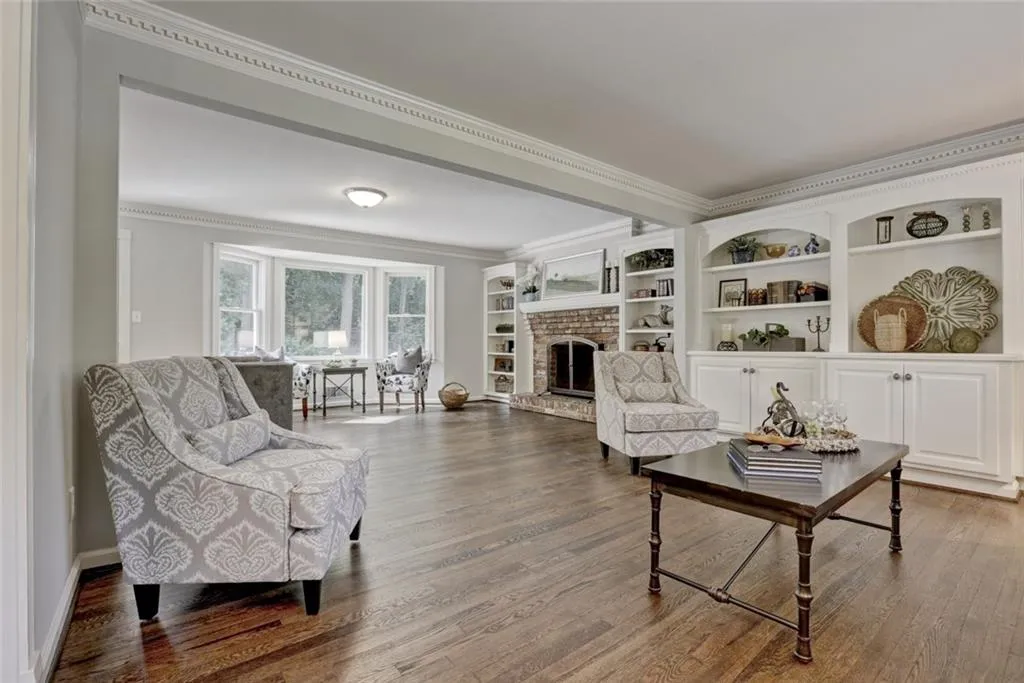 1175 Old Woodbine Road, Sandy Springs, Georgia 30319, 4 Bedrooms Bedrooms, ,3 BathroomsBathrooms,Residential,Sold,1175 Old Woodbine Road,5901975