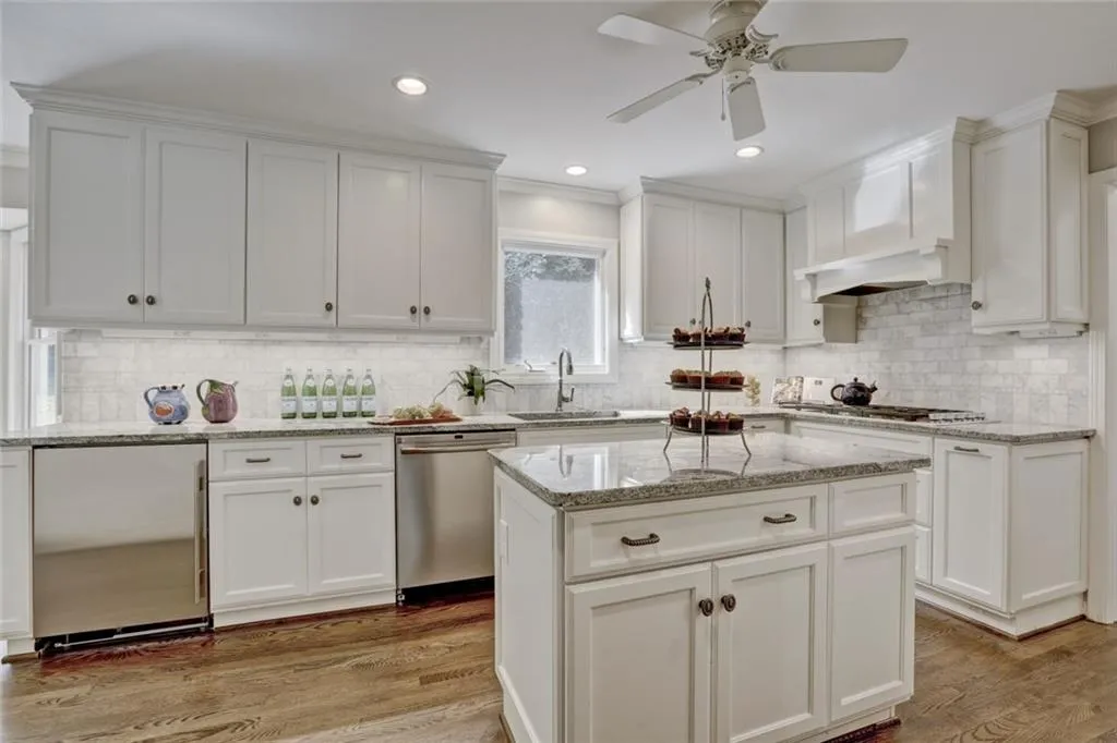 1175 Old Woodbine Road, Sandy Springs, Georgia 30319, 4 Bedrooms Bedrooms, ,3 BathroomsBathrooms,Residential,Sold,1175 Old Woodbine Road,5901975