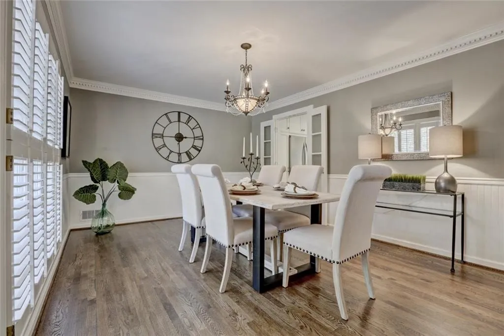 1175 Old Woodbine Road, Sandy Springs, Georgia 30319, 4 Bedrooms Bedrooms, ,3 BathroomsBathrooms,Residential,Sold,1175 Old Woodbine Road,5901975