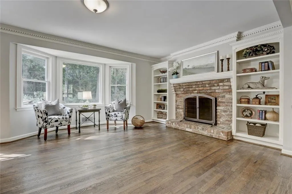 1175 Old Woodbine Road, Sandy Springs, Georgia 30319, 4 Bedrooms Bedrooms, ,3 BathroomsBathrooms,Residential,Sold,1175 Old Woodbine Road,5901975