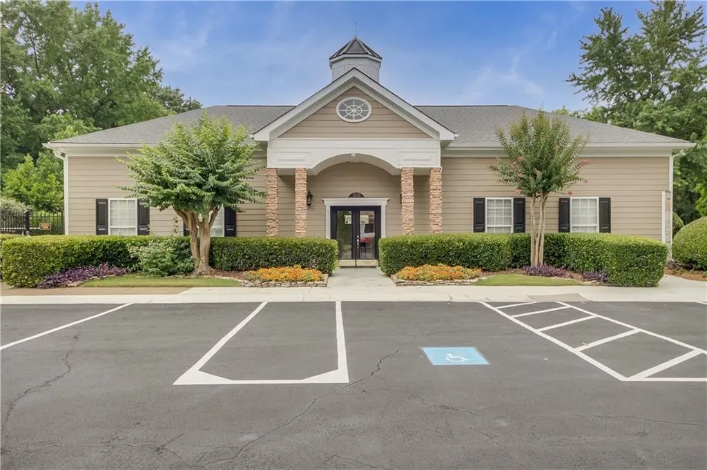 1703 Brighton Point, Atlanta, Georgia 30328, 3 Bedrooms Bedrooms, ,2 BathroomsBathrooms,Residential,Sold,1703 Brighton Point,6902492