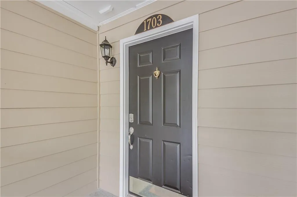 1703 Brighton Point, Atlanta, Georgia 30328, 3 Bedrooms Bedrooms, ,2 BathroomsBathrooms,Residential,Sold,1703 Brighton Point,6902492