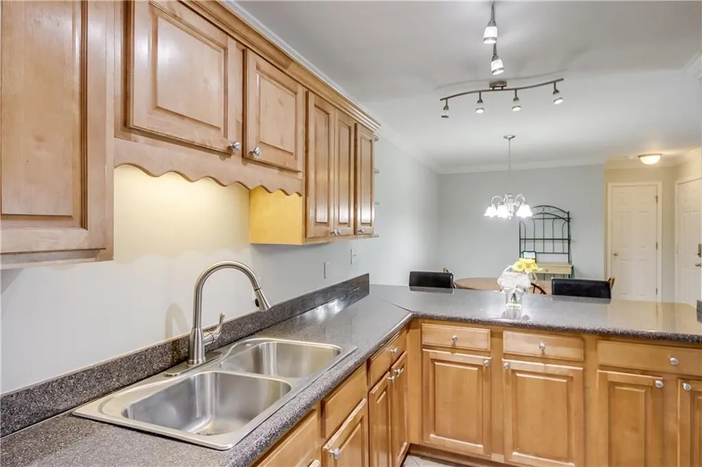 1703 Brighton Point, Atlanta, Georgia 30328, 3 Bedrooms Bedrooms, ,2 BathroomsBathrooms,Residential,Sold,1703 Brighton Point,6902492