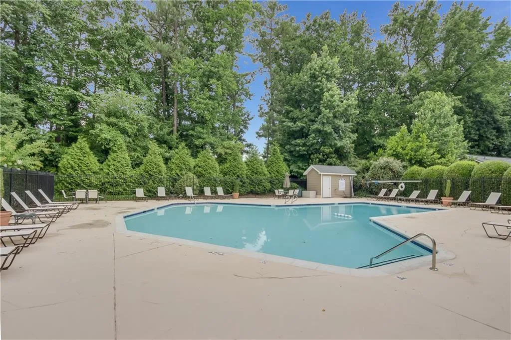 1703 Brighton Point, Atlanta, Georgia 30328, 3 Bedrooms Bedrooms, ,2 BathroomsBathrooms,Residential,Sold,1703 Brighton Point,6902492