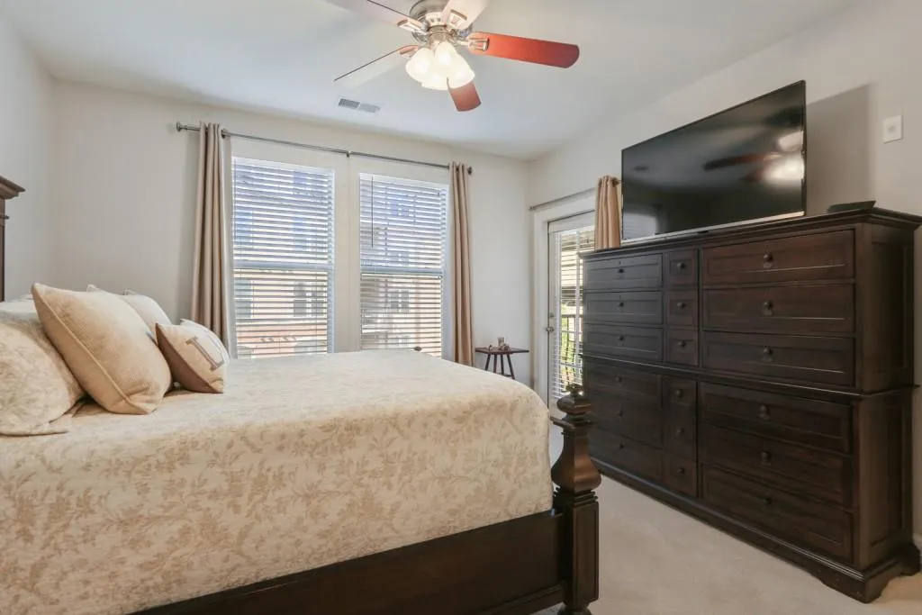 901 Abernathy Road Ne Unit 4040, Sandy Springs, Georgia 30328, 2 Bedrooms Bedrooms, ,2 BathroomsBathrooms,Residential,Sold,901 Abernathy Road Ne Unit 4040,6969289