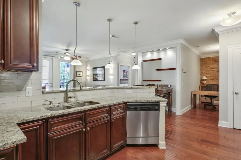 901 Abernathy Road Ne Unit 4040, Sandy Springs, Georgia 30328, 2 Bedrooms Bedrooms, ,2 BathroomsBathrooms,Residential,Sold,901 Abernathy Road Ne Unit 4040,6969289