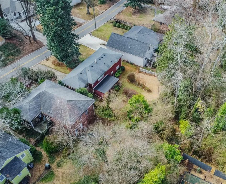 42 West Belle Isle Road Ne, Atlanta, Georgia 30342, 4 Bedrooms Bedrooms, ,2 BathroomsBathrooms,Residential,Sold,42 West Belle Isle Road Ne,7521279