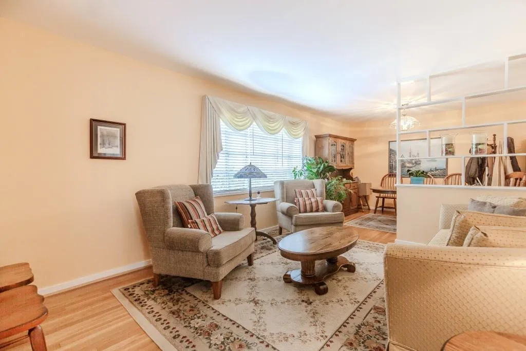 42 West Belle Isle Road Ne, Atlanta, Georgia 30342, 4 Bedrooms Bedrooms, ,2 BathroomsBathrooms,Residential,Sold,42 West Belle Isle Road Ne,7521279