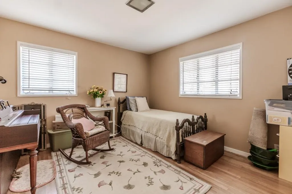 42 West Belle Isle Road Ne, Atlanta, Georgia 30342, 4 Bedrooms Bedrooms, ,2 BathroomsBathrooms,Residential,Sold,42 West Belle Isle Road Ne,7521279