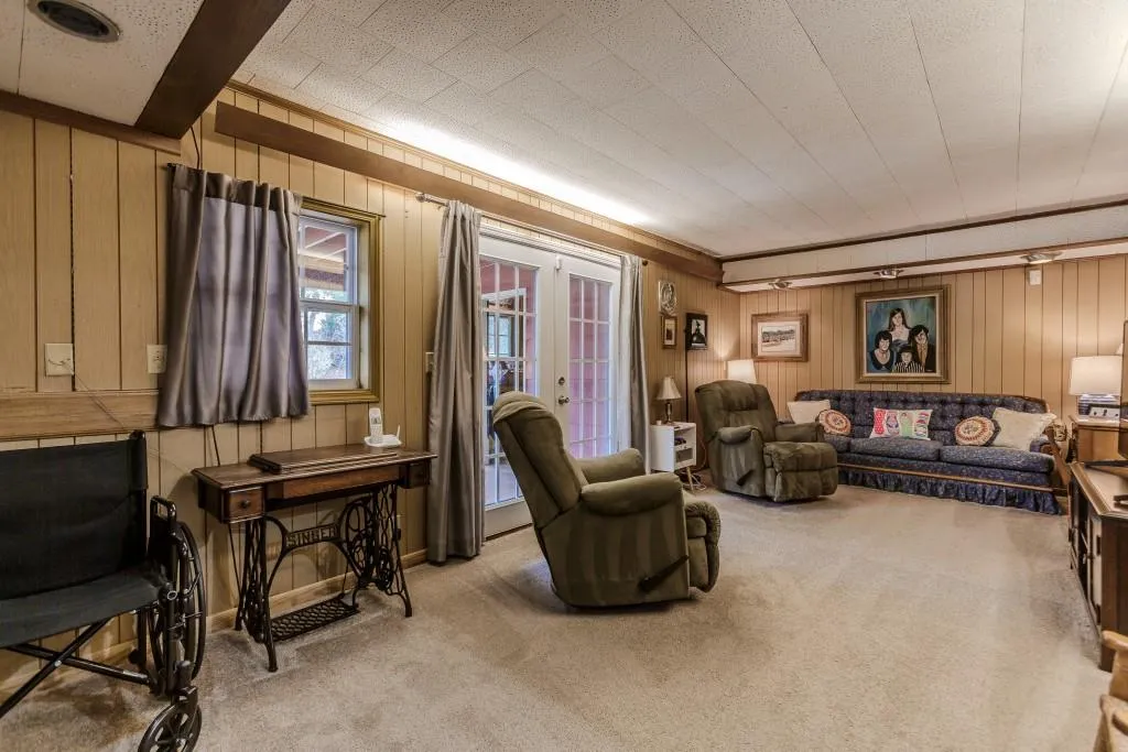 42 West Belle Isle Road Ne, Atlanta, Georgia 30342, 4 Bedrooms Bedrooms, ,2 BathroomsBathrooms,Residential,Sold,42 West Belle Isle Road Ne,7521279