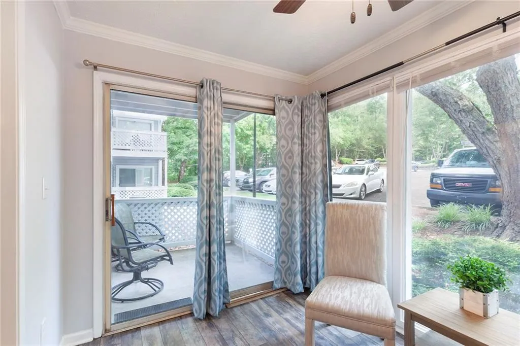 203 Natchez Trace, Sandy Springs, Georgia 30350, 2 Bedrooms Bedrooms, ,1 BathroomBathrooms,Residential,Sold,203 Natchez Trace,7098381