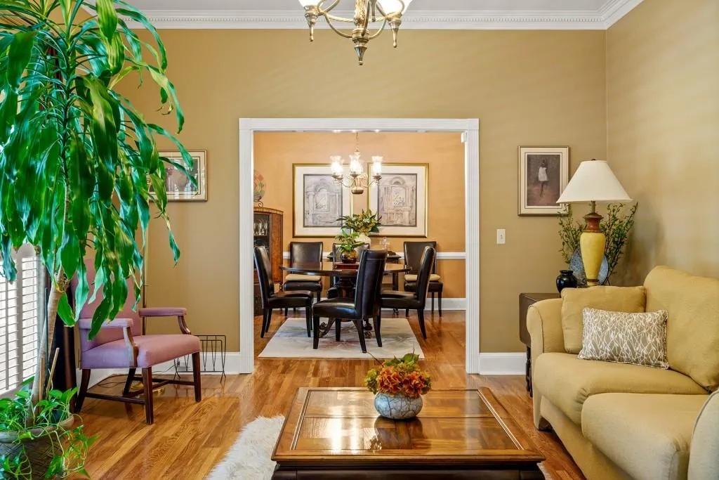 6980 Northgreen Drive, Sandy Springs, Georgia 30328, 3 Bedrooms Bedrooms, ,2 BathroomsBathrooms,Residential,Sold,6980 Northgreen Drive,6938520