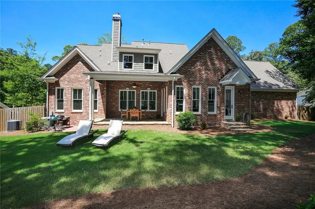 5815 Pine Brook Road, Sandy Springs, Georgia 30328, 6 Bedrooms Bedrooms, ,5 BathroomsBathrooms,Residential,Sold,5815 Pine Brook Road,6547007
