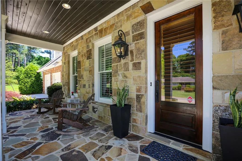 5815 Pine Brook Road, Sandy Springs, Georgia 30328, 6 Bedrooms Bedrooms, ,5 BathroomsBathrooms,Residential,Sold,5815 Pine Brook Road,6547007