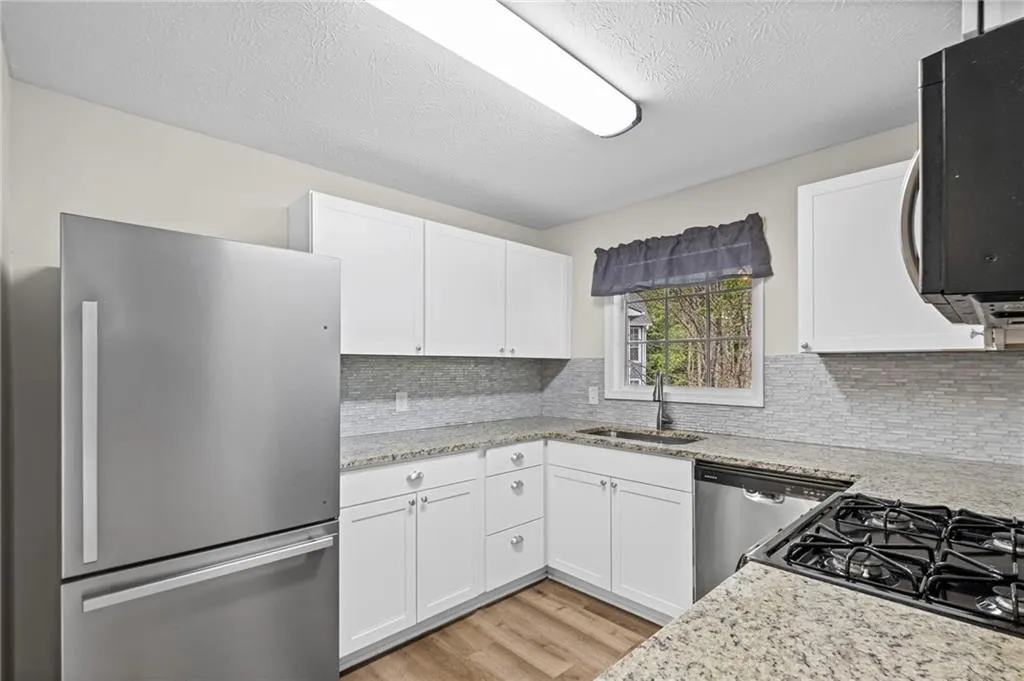 704 Gettysburg Place, Atlanta, Georgia 30350, 2 Bedrooms Bedrooms, ,1 BathroomBathrooms,Residential,For Sale,704 Gettysburg Place,7745039