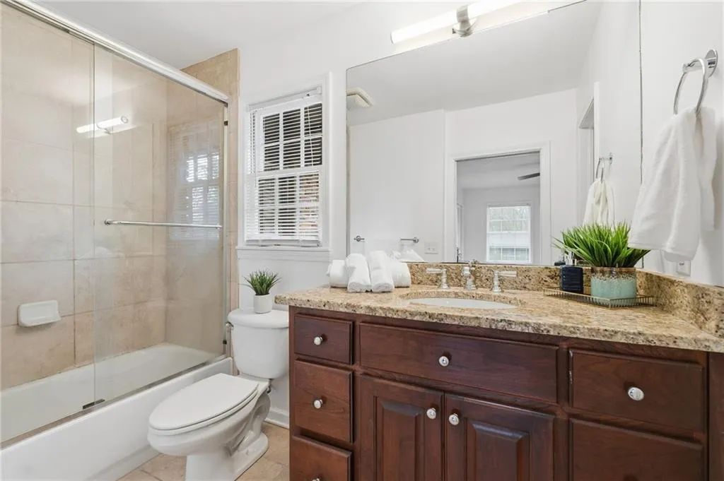 585 Spalding Drive, Atlanta, Georgia 30328, 4 Bedrooms Bedrooms, ,3 BathroomsBathrooms,Residential,Sold,585 Spalding Drive,7709413