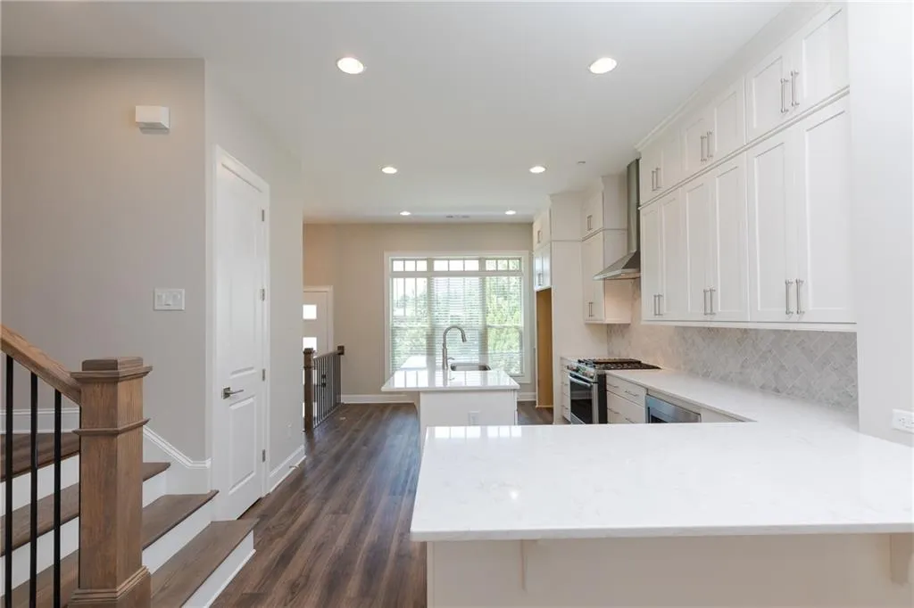 4301 Parkside Place Unit 28, Sandy Springs, Georgia 30342, 3 Bedrooms Bedrooms, ,3 BathroomsBathrooms,Residential,Sold,4301 Parkside Place Unit 28,6564002