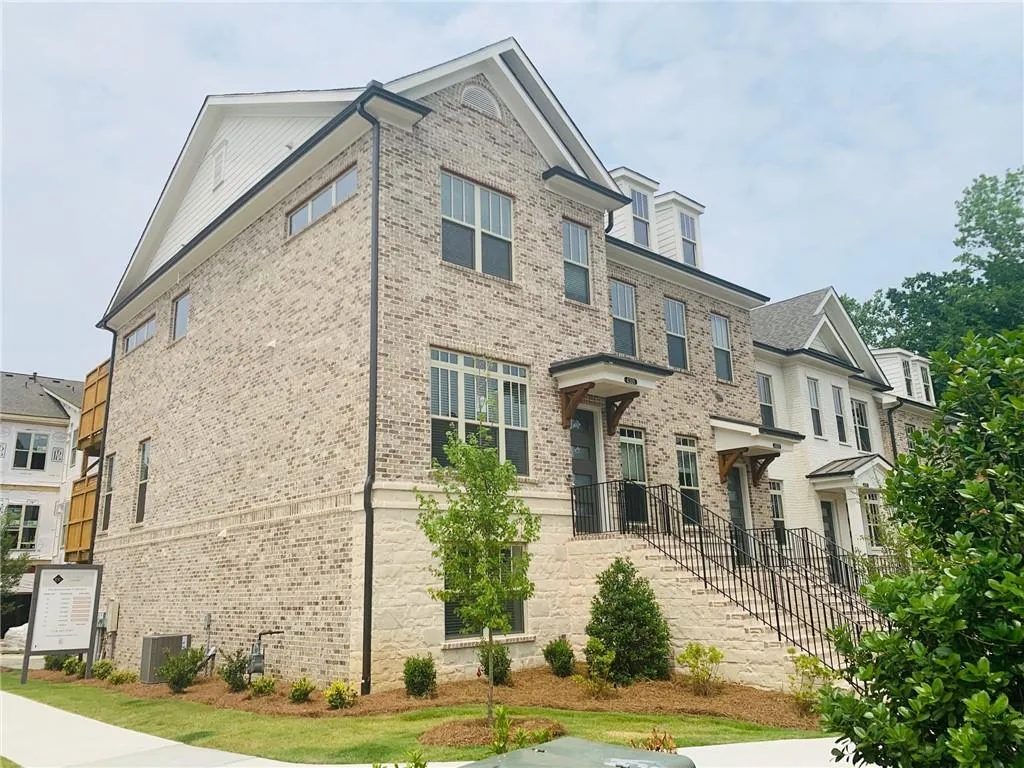 4301 Parkside Place Unit 28, Sandy Springs, Georgia 30342, 3 Bedrooms Bedrooms, ,3 BathroomsBathrooms,Residential,Sold,4301 Parkside Place Unit 28,6564002