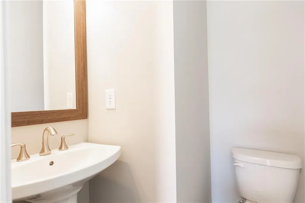 4301 Parkside Place Unit 28, Sandy Springs, Georgia 30342, 3 Bedrooms Bedrooms, ,3 BathroomsBathrooms,Residential,Sold,4301 Parkside Place Unit 28,6564002