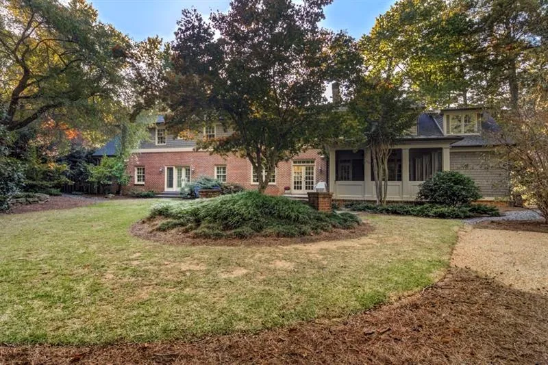 5561 Arundel Drive, Atlanta, Georgia 30327, 5 Bedrooms Bedrooms, ,5 BathroomsBathrooms,Residential,Sold,5561 Arundel Drive,6643909