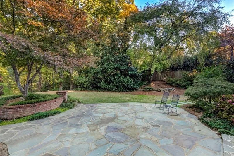 5561 Arundel Drive, Atlanta, Georgia 30327, 5 Bedrooms Bedrooms, ,5 BathroomsBathrooms,Residential,Sold,5561 Arundel Drive,6643909
