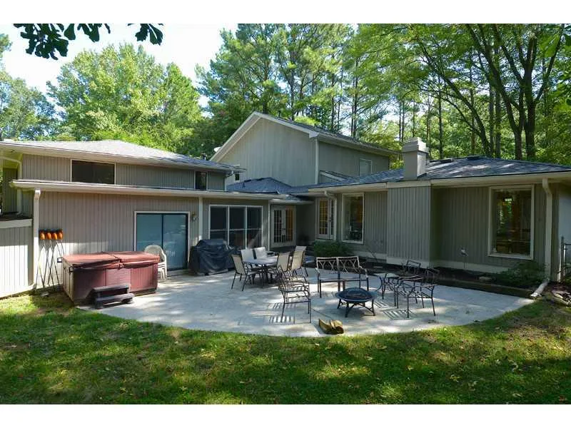 1240 Old Woodbine Road, Sandy Springs, Georgia 30319, 5 Bedrooms Bedrooms, ,4 BathroomsBathrooms,Residential,Sold,1240 Old Woodbine Road,5381801