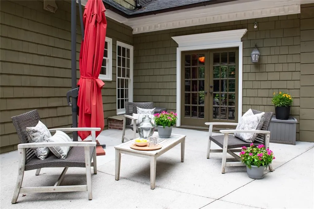 Exterior doors off of Primary Sitting Room