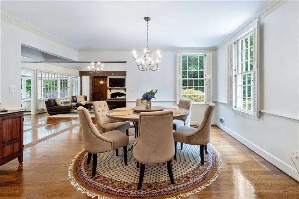 Spacious Dining Room