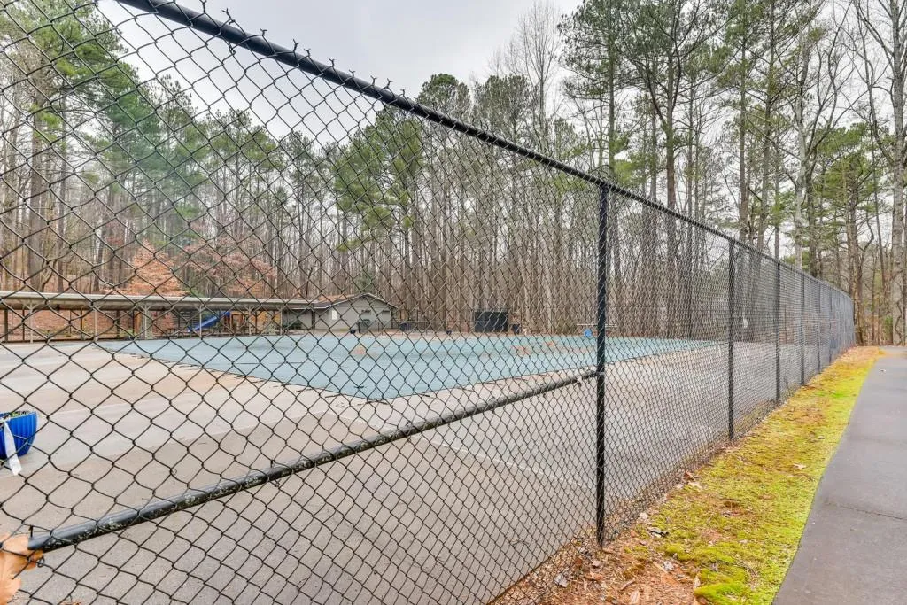 941 Delaronde Court, Sandy Springs, Georgia 30328, 4 Bedrooms Bedrooms, ,3 BathroomsBathrooms,Residential,Sold,941 Delaronde Court,6677874