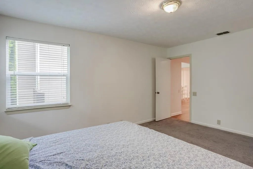 62 Dunwoody Springs Drive Unit C, Atlanta, Georgia 30328, 3 Bedrooms Bedrooms, ,2 BathroomsBathrooms,Residential,Sold,62 Dunwoody Springs Drive Unit C,6000826