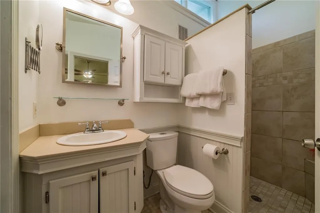 6326 Long Island Court, Sandy Springs, Georgia 30328, 3 Bedrooms Bedrooms, ,2 BathroomsBathrooms,Residential,Sold,6326 Long Island Court,6005939