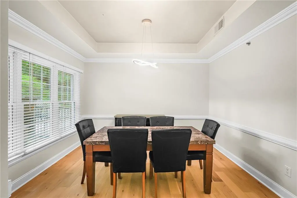 211 Colonial Homes Drive Nw Unit 1105, Atlanta, Georgia 30309, 2 Bedrooms Bedrooms, ,2 BathroomsBathrooms,Residential,For Sale,211 Colonial Homes Drive Nw Unit 1105,7568981