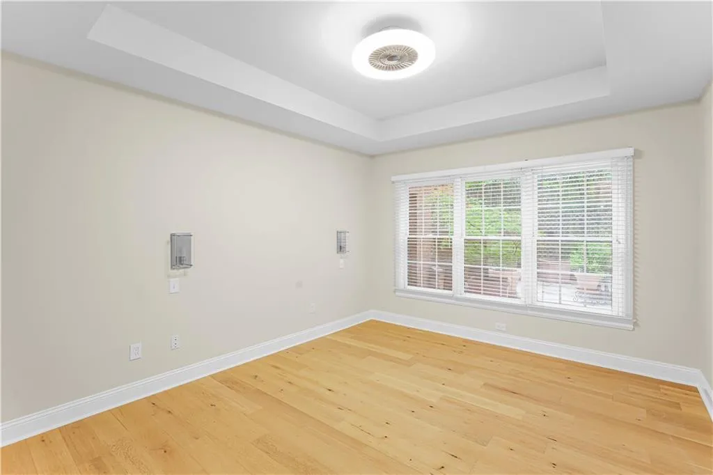 211 Colonial Homes Drive Nw Unit 1105, Atlanta, Georgia 30309, 2 Bedrooms Bedrooms, ,2 BathroomsBathrooms,Residential,For Sale,211 Colonial Homes Drive Nw Unit 1105,7568981