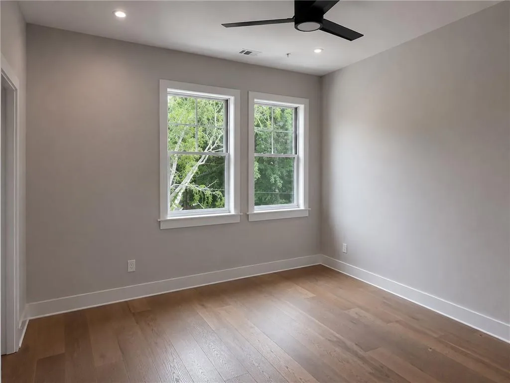 3521 Kingsboro Road, Atlanta, Georgia 30326, 4 Bedrooms Bedrooms, 0 ,3 BathroomsBathrooms,Residential,For Sale,3521 Kingsboro Road,7827591