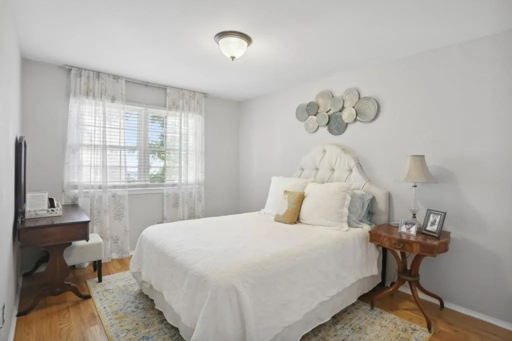 6520 Roswell Road Unit 24, Atlanta, Georgia 30328, 3 Bedrooms Bedrooms, ,2 BathroomsBathrooms,Residential,Sold,6520 Roswell Road Unit 24,7047330