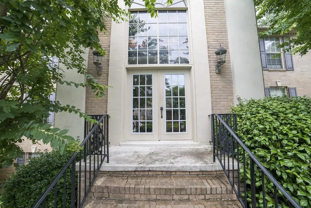 750 Dalrymple Road Ne Unit E1, Sandy Springs, Georgia 30328, 4 Bedrooms Bedrooms, ,2 BathroomsBathrooms,Residential,Sold,750 Dalrymple Road Ne Unit E1,5868167