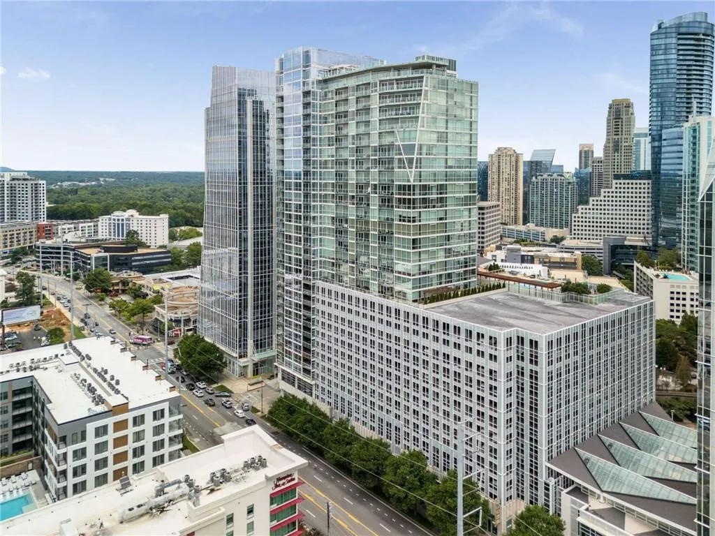 3325 Piedmont Road Ne Unit 2205, Atlanta, Georgia 30305, 3 Bedrooms Bedrooms, ,3 BathroomsBathrooms,Residential,For Sale,3325 Piedmont Road Ne Unit 2205,7615995